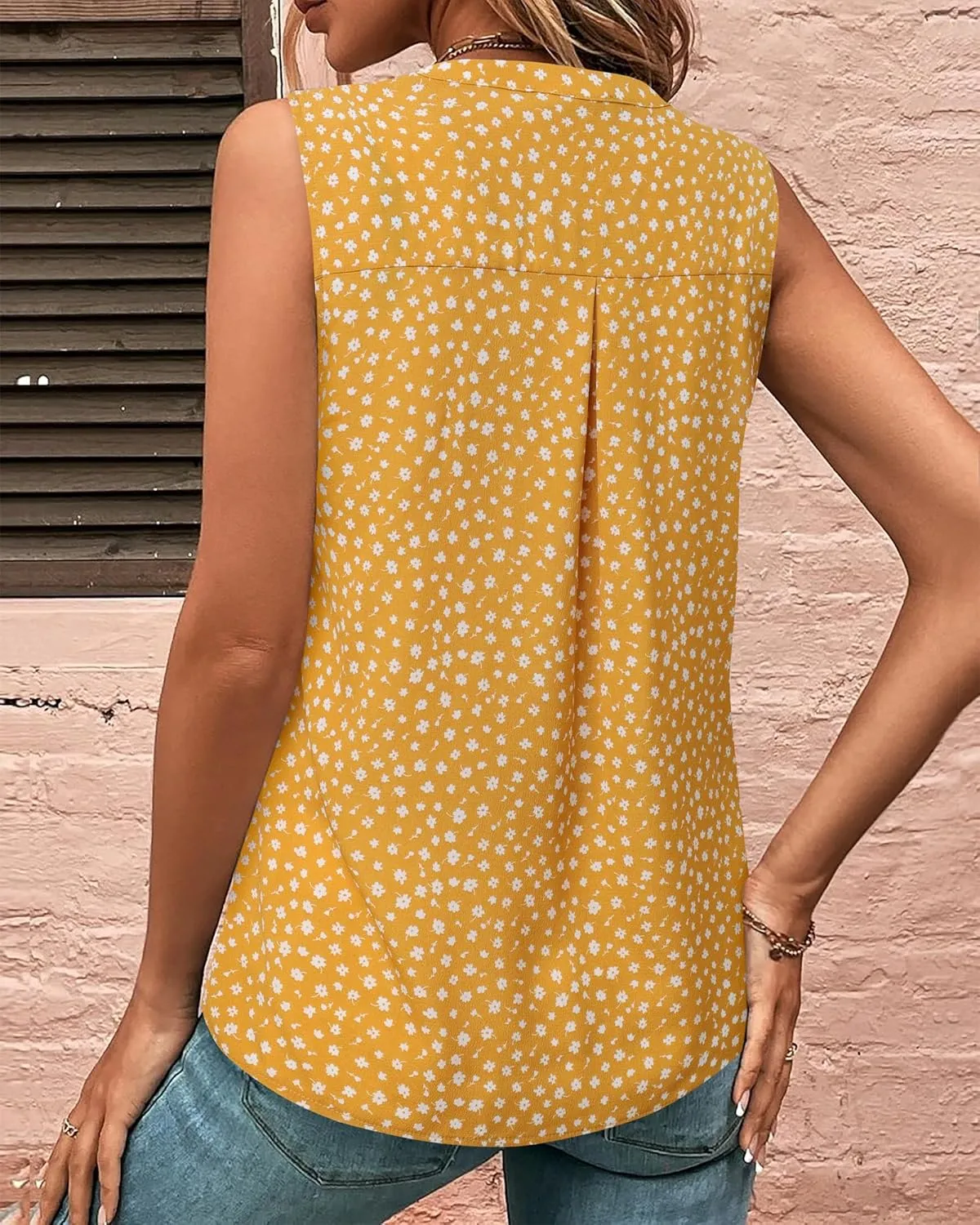 Gaharu Sleeveless Chiffon Tank Tops for Women Dressy V Neck Blouses Work Pleated Shirt